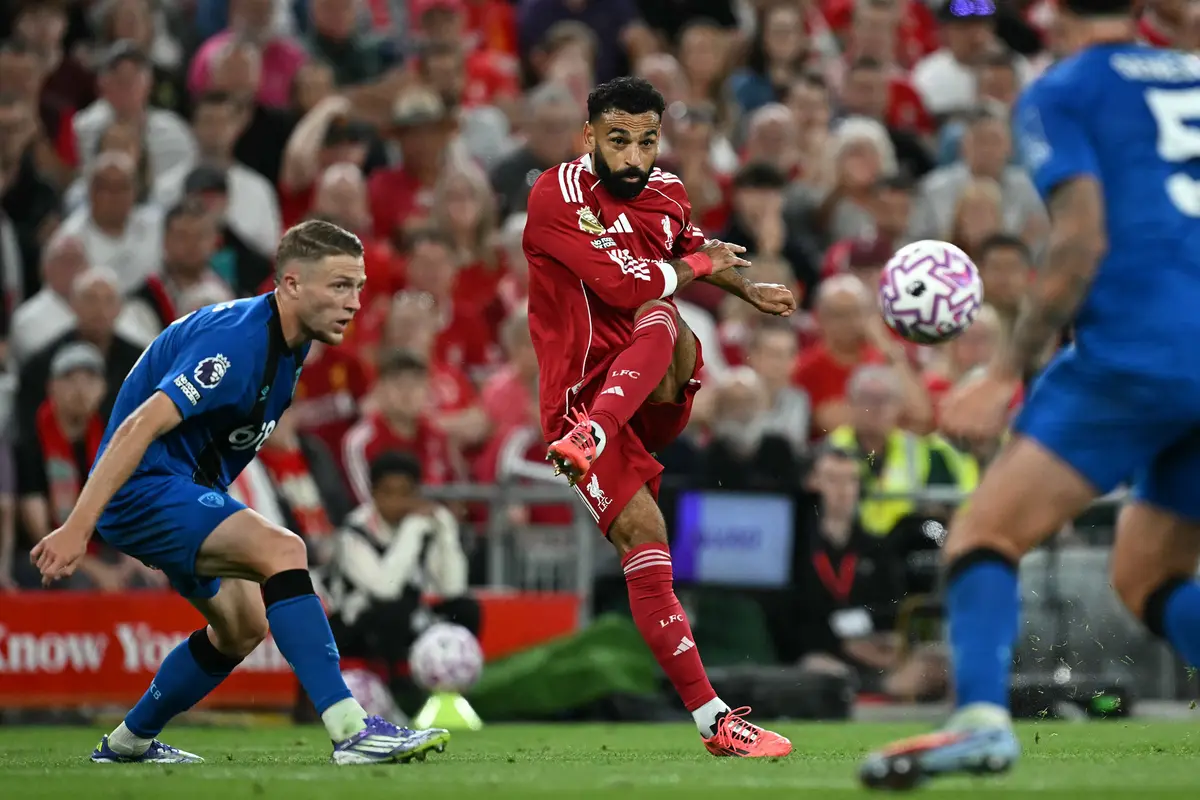 Foto: Tangis Salah Pecah Kenang Diogo Jota setelah Bawa Liverpool Raih Kemenangan Perdana Liga Inggris Musim Ini