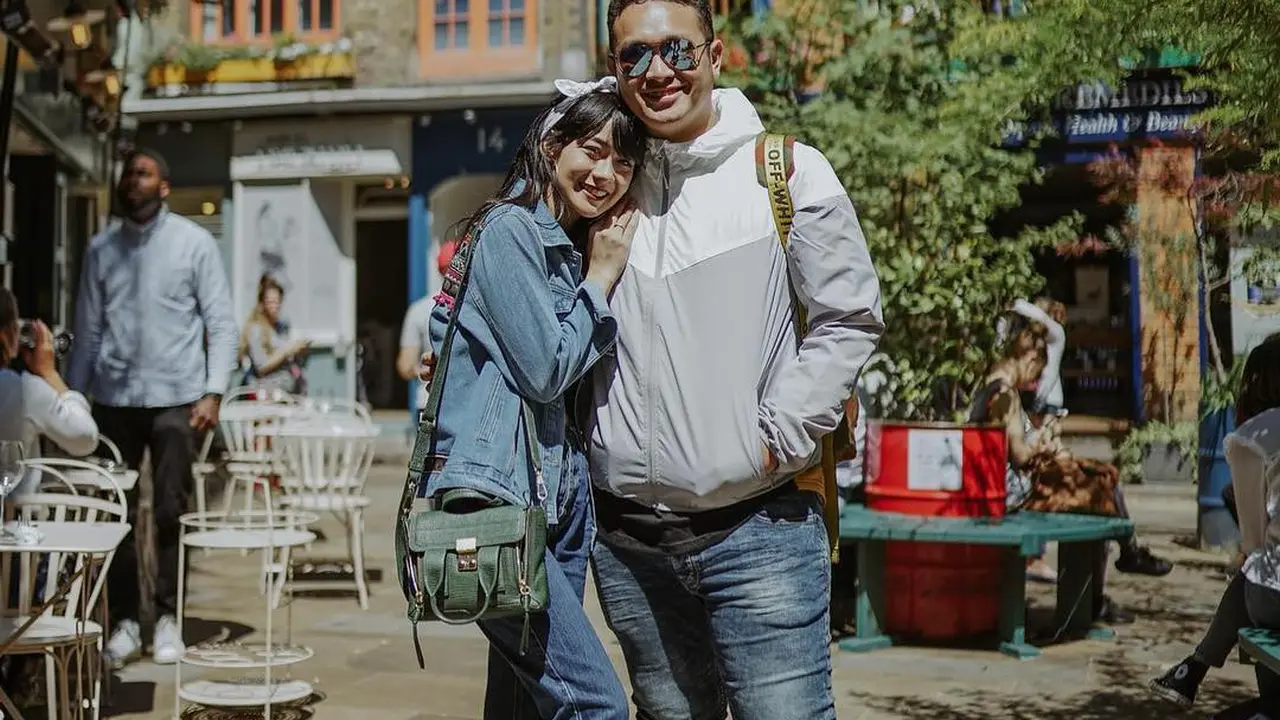 [Bintang] Gilang Dirga dan Adiezty Fersa