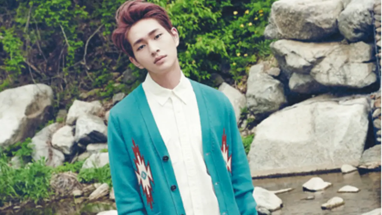 Onew SHINee