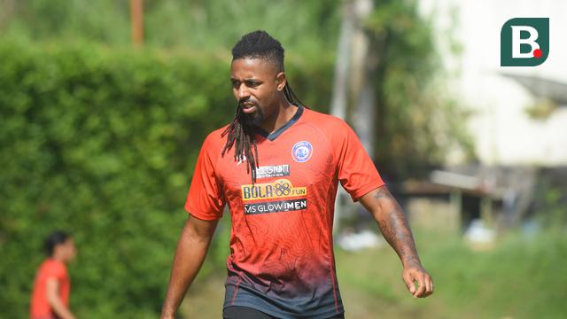 Arema FC, Carlos Fortes