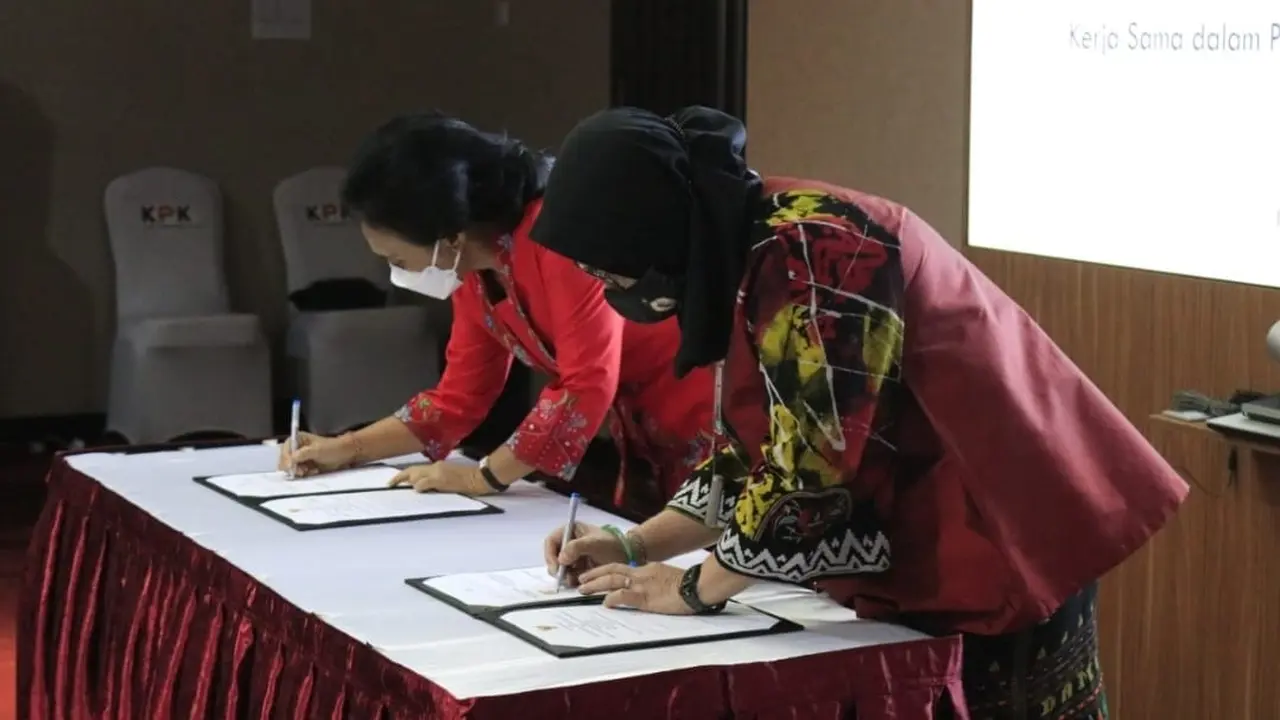 Penandatanganan nota kesepahaman KemenPPPA dan KPK.