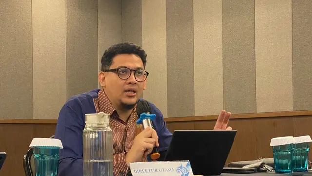Firnendi Irawan merupakan sosok seorang pengusaha properti berbasis syariah,