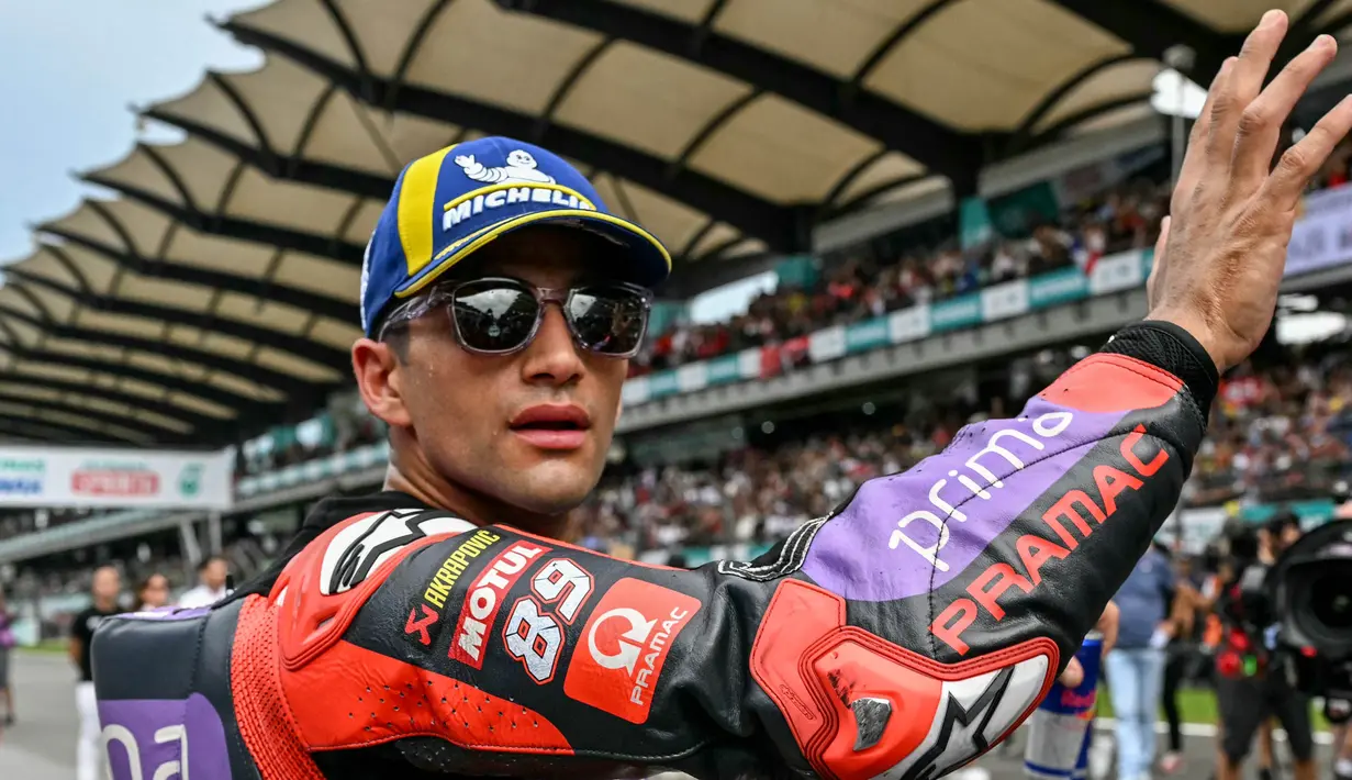 Jorge Martin menambah keunggulannya di puncak klasemen MotoGP 2024 usai memenangi Sprint Race MotoGP Malaysia 2024. (MOHD RASFAN/AFP)