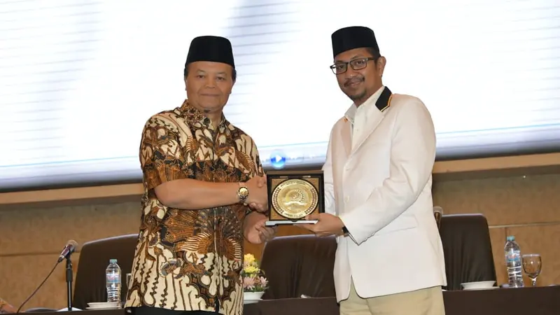 Wakil Ketua MPR Hidayat Nur Wahid (HNW)