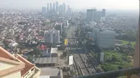  Dua hari menjelang lebaran jalanan di Jakarta mulai lengang. 