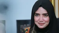 Yulia Mochamad: Mas Opick Pria Idaman