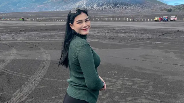 Potret Terbaru Yasmine Ow Pasca 9 Bulan Melahirkan, Kembali Langsing Bak ABG