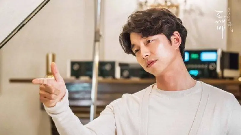 [Bintang] Gong Yoo Buka-bukaan Tentang Tipe Wanita Idaman