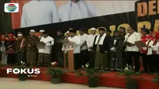 Deklarasi yang berlangsung di salah satu rumah makan di Kota Serang, Banten, diawali pembacaan deklarasi dukungan Jokowi dua periode.