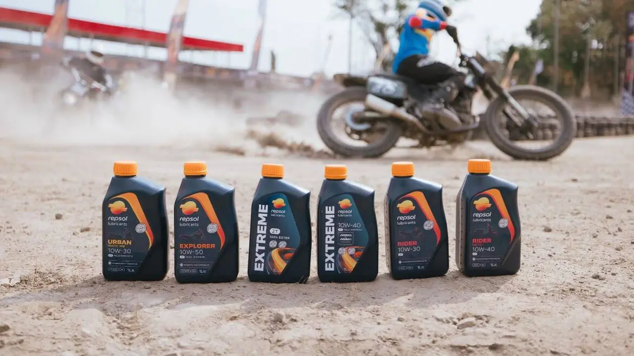 Repsol EXTREME 10W-40, Pelumas Berteknologi Balap Moto2 dan Moto3 untuk Motor Performa Tinggi