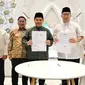 Masyarakat Ekonomi Syariah (MES) dan Ikatan Cendikiawan Muslim se-Indonesia (ICMI) bersinergi untuk menggerakkan perekonomian umat dan memajukan peradaban, melalui program Khazanah Fest di Tanah Air. Sinergi MES dan ICMI tersebut dituangkan dalam nota kesepahaman (memorandum of understanding/MoU) yang ditanda tangani oleh Ketua Umum MES Erick Thohir dan Ketua Umum ICMI Arif Satria, 20 Ramadan 1444 H atau Selasa petang (11/4/2023).