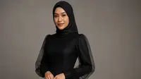 7 Model Gamis Hitam untuk Pesta Tren 2025 yang Elegan, Mewah dan Mudah Dipadukan