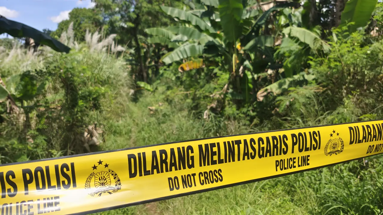 Lokasi penemuan mayat wanita tanpa busana di kebun kosong Depok (Dicky Agung Prihanto)