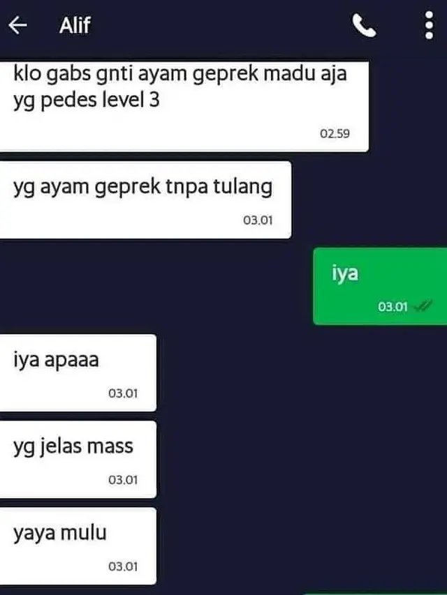6 Chat Pelanggan Ojek Online yang Galak Ini Bikin Geleng Kepala