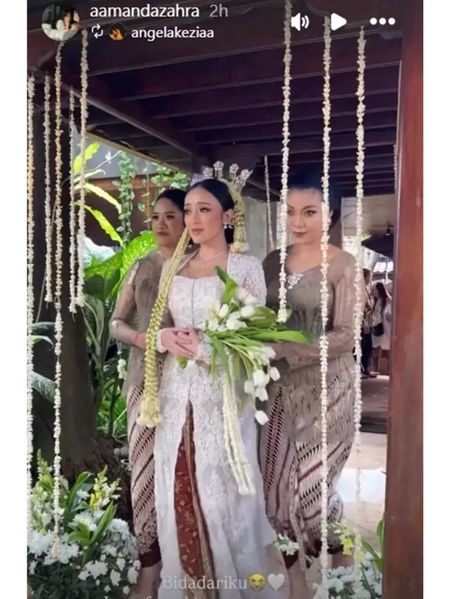 6 Potret Pernikahan Amanda Zahra dengan Adli, Tampil Anggun Pakai Kebaya Putih