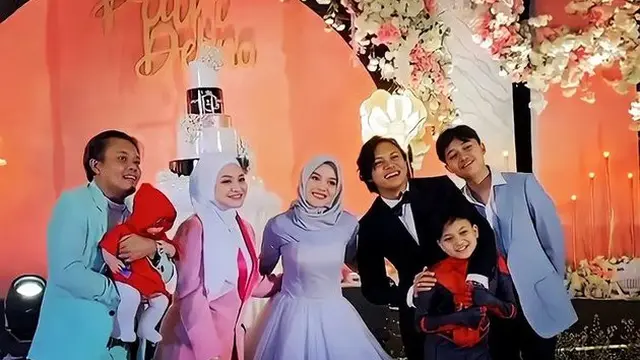 Perayaan ulang tahun ke-21 Putri Delina. (Instagram @jeffryreksaa)