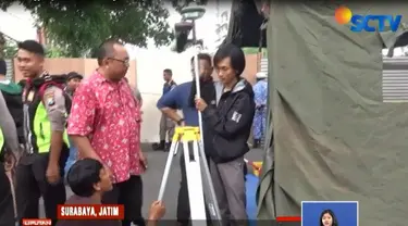 Pengeboran dilakukan Tim Geologi dari Institut Teknologi Sepuluh November sedalam 30 meter untuk mengambil sample lapisan tanah.