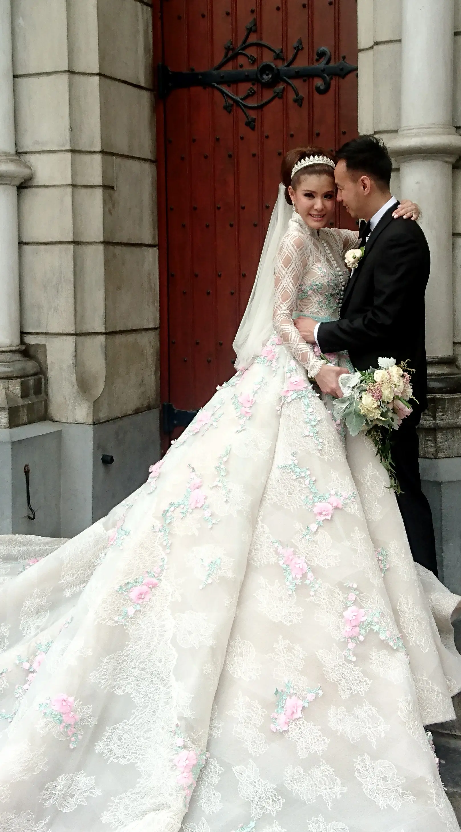 Pernikahan Olga Lydia dan Aris Utamaa (Muhamad Altaf Jauhar/Bintang.com)