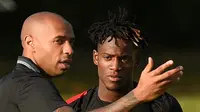 AC Milan Berencana Tampung Michy Batshuayi