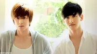 TVXQ Terus Bertahan Meski "Waktu Bergulir"