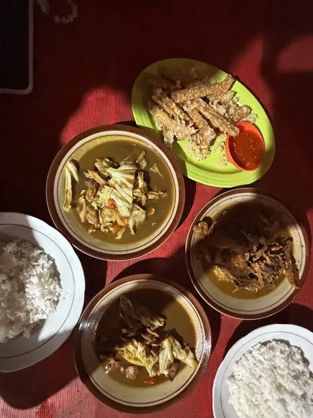 Rekomendasi Tempat Makan Dekat Terminal Condongcatur