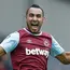 Dimitri Payet adalah pemain sepak bola Profesional asal Perancis yang sekarang membela West Ham United