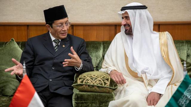 Menteri Agama (Menag) RI Nasaruddin Umar bertemu dengan Menteri Haji dan Umrah (Menhaj) Arab Saudi Tawfiq F Al Rabiah.