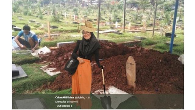 Wanita Ini Minta Latar Belakang Fotonya Diedit, 6 Hasilnya Bikin Geleng Kepala