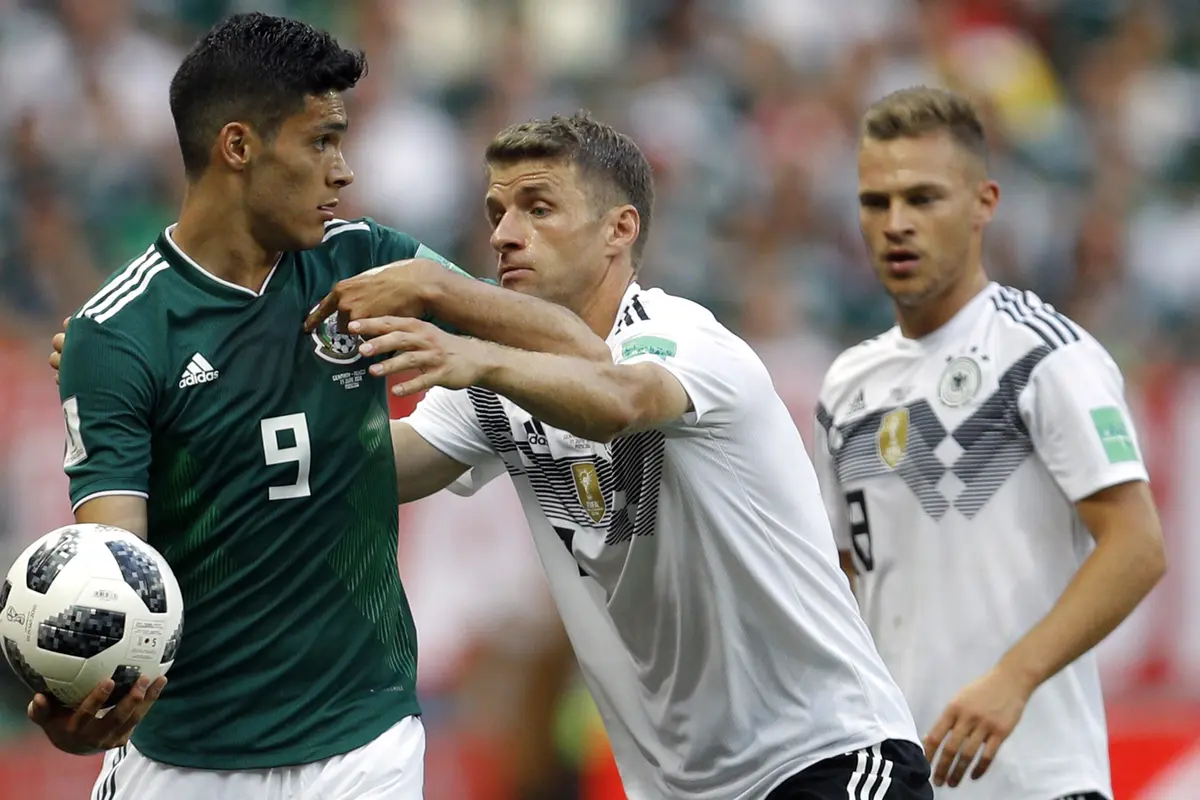 FOTO: Buat Kejutan, Hirving Lozano Antar Meksiko Bungkam Jerman
