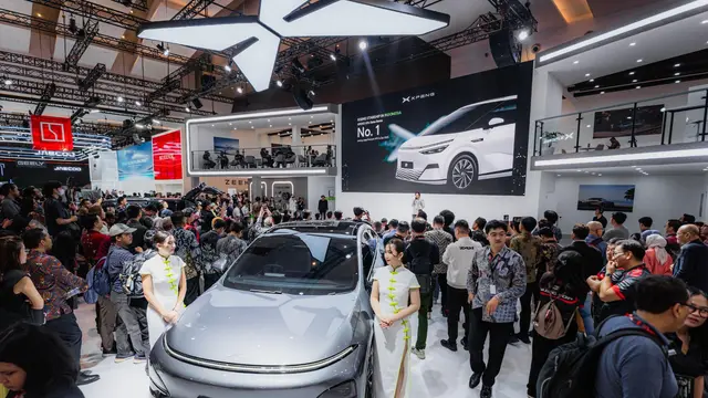 XPENG Unjuk Teknologi AI, The Next P7 dan Mobilitas Masa Depan di IIMS 2026