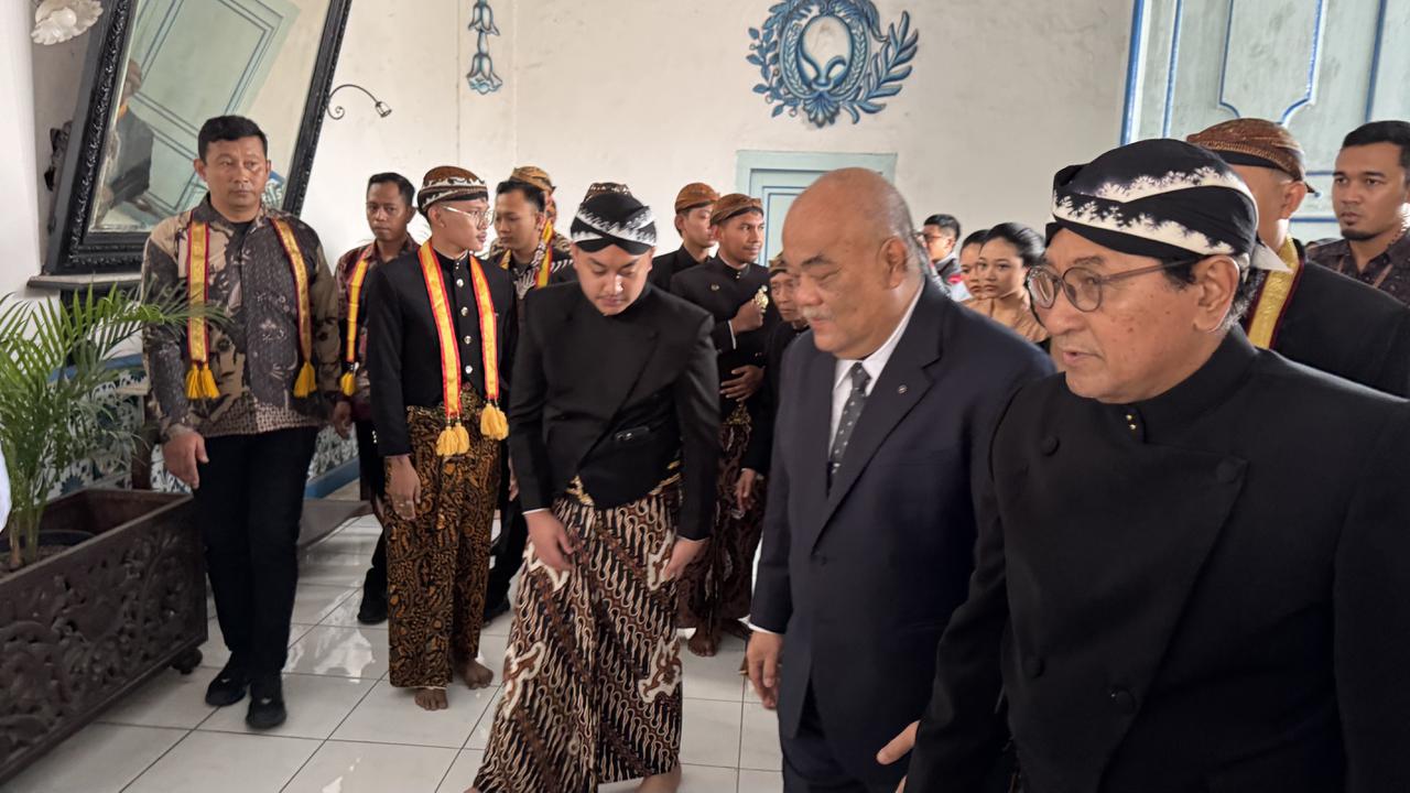 KGPAA Paku Alam X melayat ke Keraton Surakarta