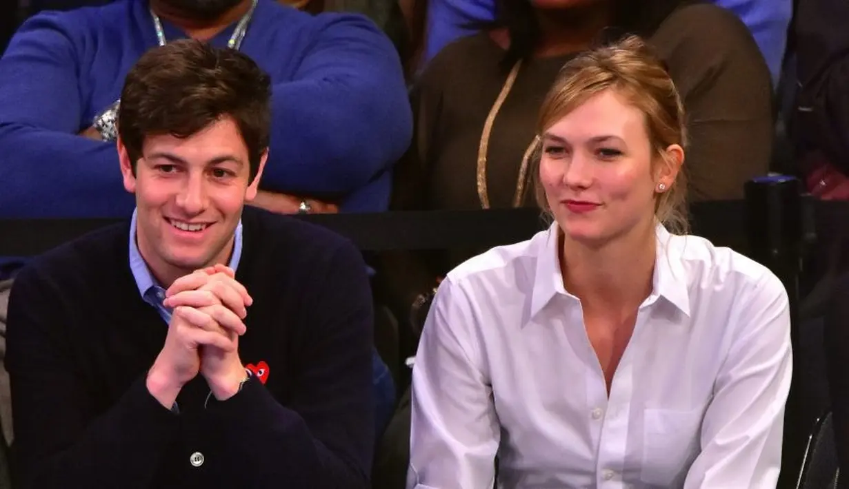 Joshua dan Karlie bertemu pada tahun 2012 dan tak terlalu memamerkan kemesraan mereka. (Sywixnews)