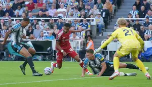 Performa Pemain Liverpool Ketika Nyaris Tumbang di Markas Newcastle