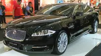 Jaguar XJ jadi mobil antar-jempu penumpang First Class Garuda Indonesia (Foto: Yongki Sanjaya/Liputan6.com)