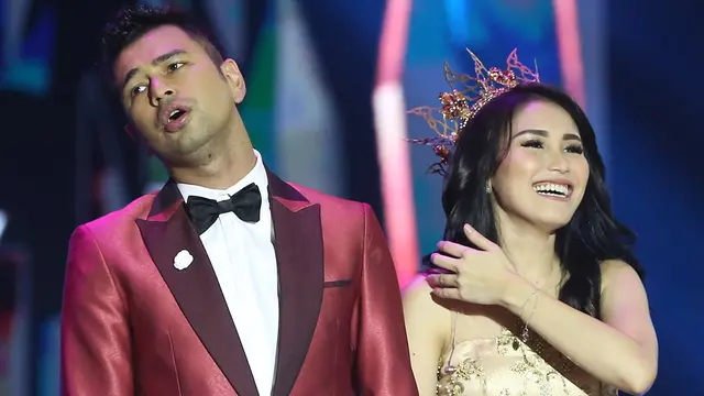 [Bintang] Ayu Ting Ting dan Raffi Ahmad