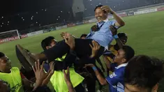 Djadjang Nurdjaman dan Achmad Jufriyanto bercerita kegembiraannya usai membawa Persib juara Piala Presiden.