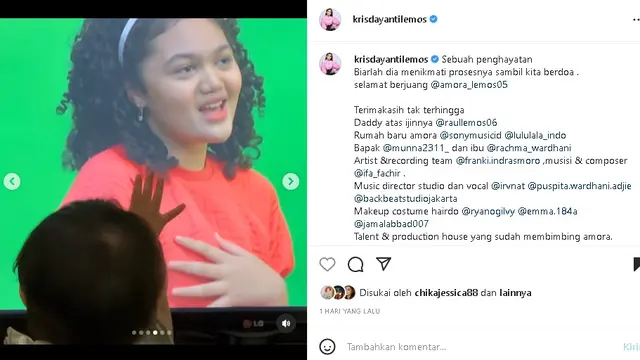 Krisdayanti temani Amora Lemos syuting video klip single perdananya (Foto: Instagram @krisdayantilemos)