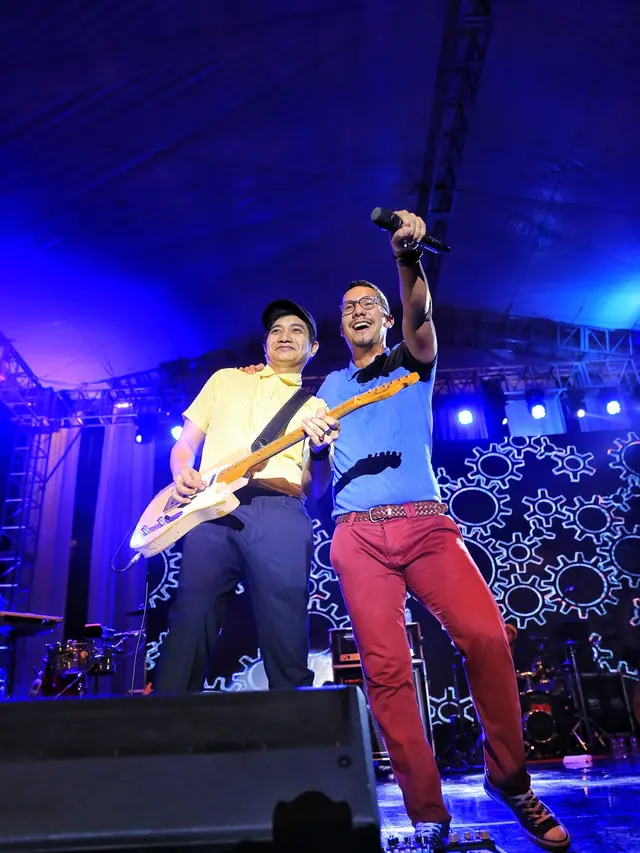 [Bintang] Maliq & D'Essentials