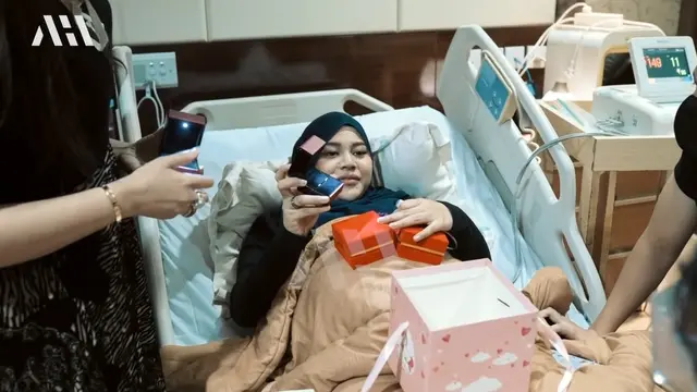 Cucu Pertama Lahir, Ini 6 Potret Ashanty Beri Hadiah Perhiasan Mewah untuk Baby A