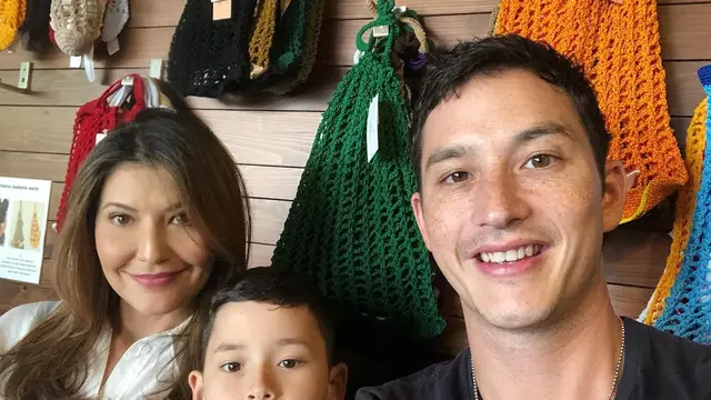 6 Momen Kompak Tamara Bleszynski dan Mike Lewis Asuh Anak Meski Sudah Cerai