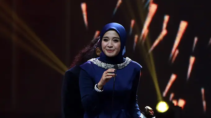 [Bintang] Laudya Cynthia Bella