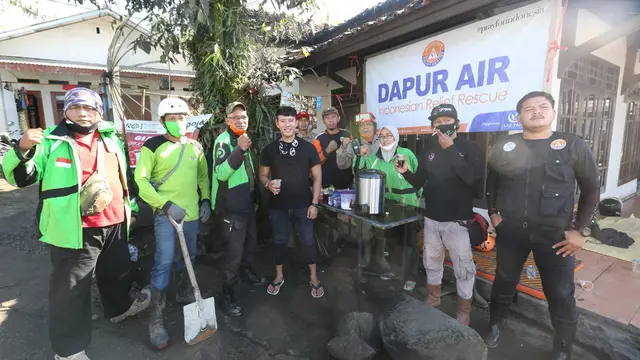 Ruri Repvblik membantu korban banjir bandang Sukabumi