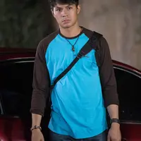 Fero Walandouw artis muda indonesia, kekasih dari pricilla “blink” inipun menjadi pemeran utama dari sinetron halilintar. Dengan kemampuan akting dia mampu membius penonton sinetron di indonesia(Desmond Manulang/Bintang.com)