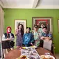 Tamara Bleszynski bertemu Yati Octavia dan Pangky Suwito di Bali (Foto: Instagram  tamarableszynskiofficial)