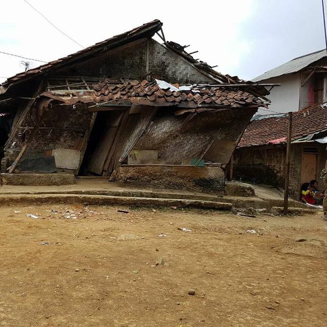 85 Gambar Rumah Gubuk Bambu Gratis Terbaik