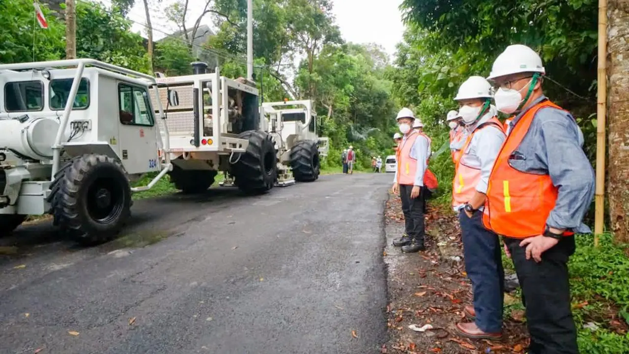 Subholding Upstream Pertamina dan Elnusa mulai lakukan studi kebumian melalui survei dan pengolahan data 2D Vibroseis Sub Vulkanik di Jawa Barat.