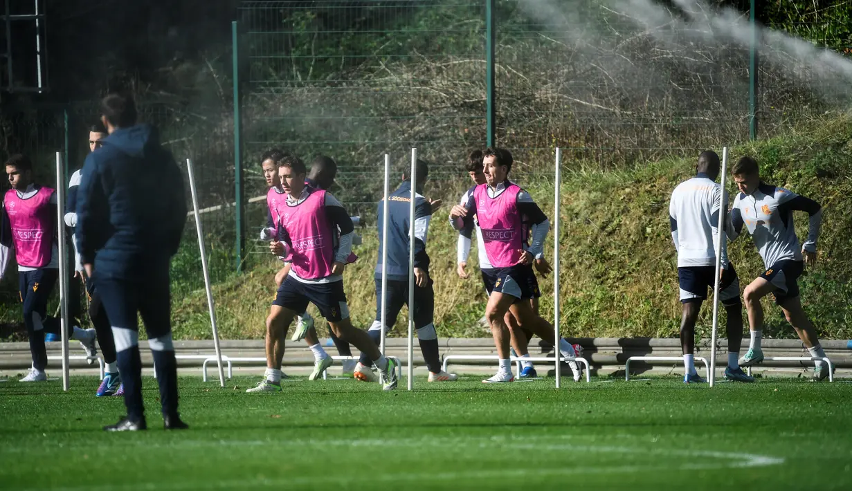 Sebaliknya, jika itu terjadi, maka jalan Benfica akan tertutup rapat. (ANDER GILLENEA / AFP)