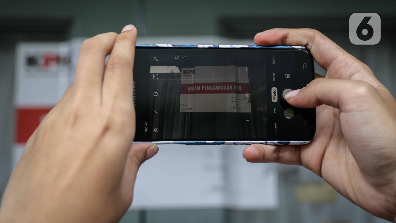 Ruang Kerja Wahyu Setiawan yang Disegel KPK