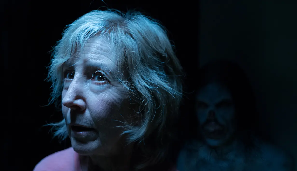 Insidious: The Last Key pun akan menemani awal tahun kamu dengan membawa ketegangan. Film ini diperkirakan akan rilis pada 5 Januari. (Collider)