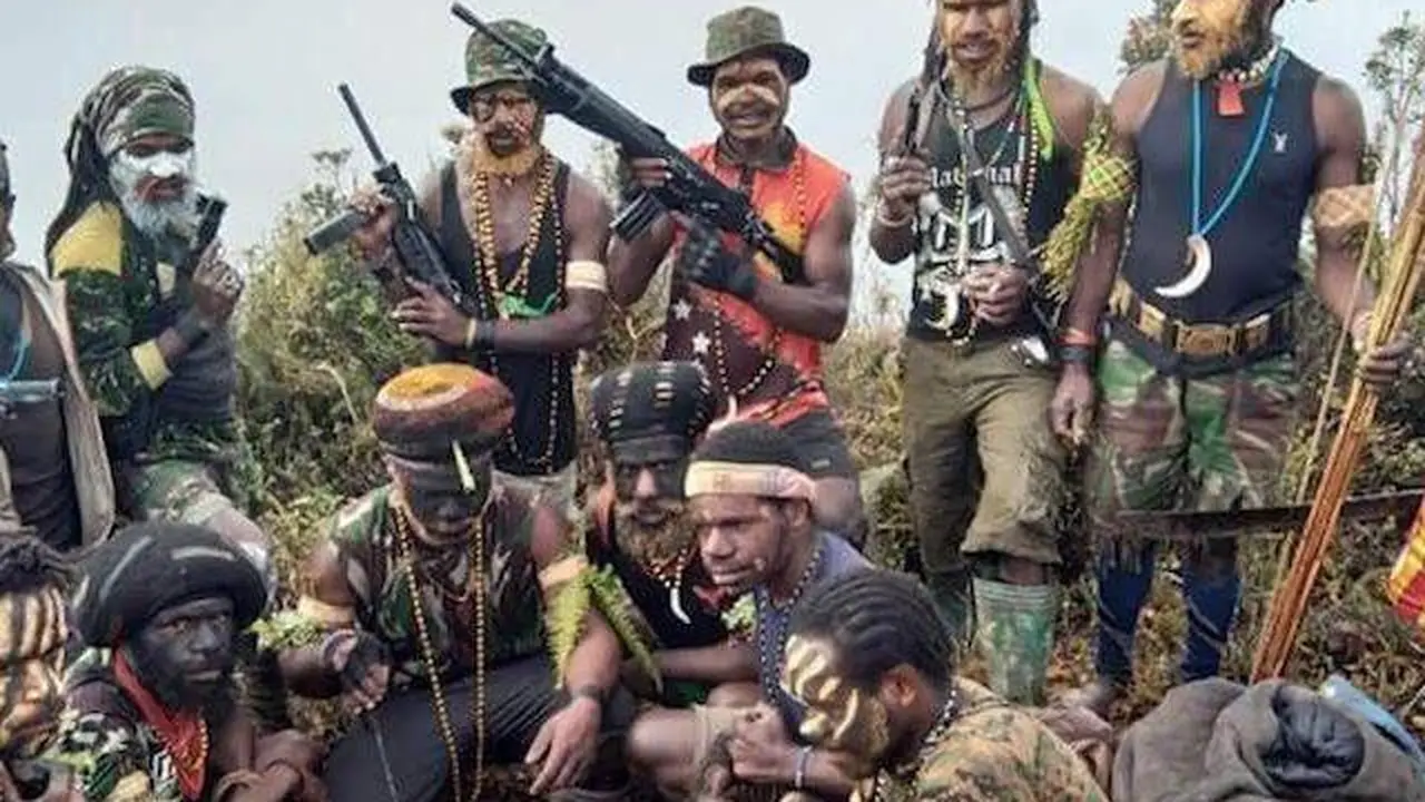 Teror Warga, Kelompok Sparatis di Papua Sebarkan Foto Bersama Jasad Korbannya